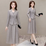 Комплект, юбка, весеннее платье, в корейском стиле, яркий броский стиль