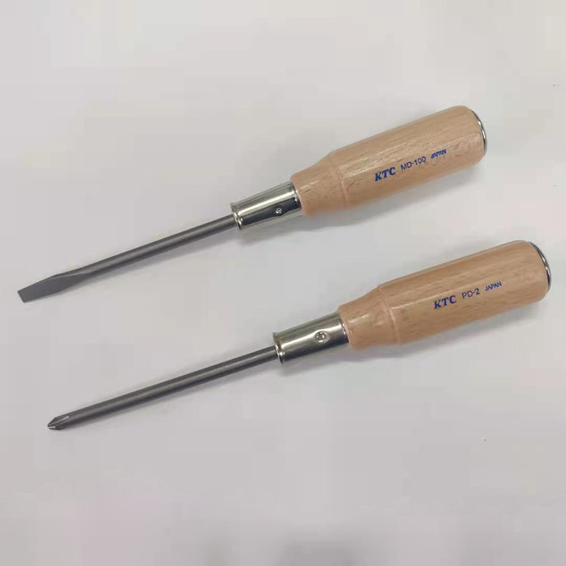 Japan imported KTC industrial grade tools ten figure piercing wooden handle screwdriver screwdriver PD MD