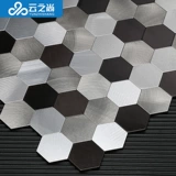 Черно -белая персонализированная шестиугональная мозаика самоадгезивная клей алюминиевая пластиковая панель Фоновая стена Стеное металлическое телевизор