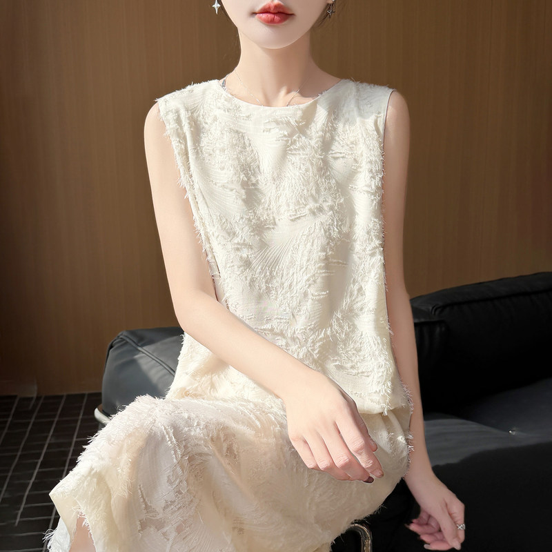 French-Style Light Luxury Tassel Cut-Out Dress for Women, V-Neck, Sleeveless, Mid-Length, Slimming, Elegant, White H-Line Straight Long Dress