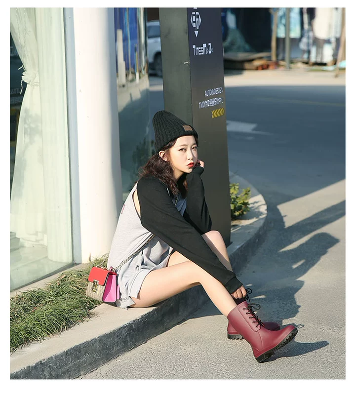 Giày đi mưa giữa ống nữ không thấm nước giày chống trượt đặt giày mùa xuân và mùa thu Hàn Quốc mới dành cho người lớn đi mưa cộng với đôi giày cao su nhung ấm nước giày đi mưa cao cấp