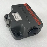 Оригинальный маршрутный переключатель Taiwan Xinli San Cz Three Miterary LS-D2 Limited Switch
