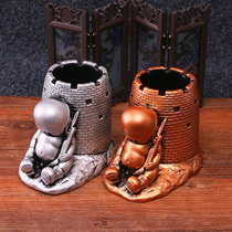 Creative personality pen holder crafts send boyfriends college birthday gifts student study desk ornaments