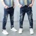 Quần jeans bé trai Mẫu mùa xuân hè 2018 quần trẻ em phiên bản Hàn Quốc của quần dài cho bé lớn cộng với quần nhung chân hoang dã