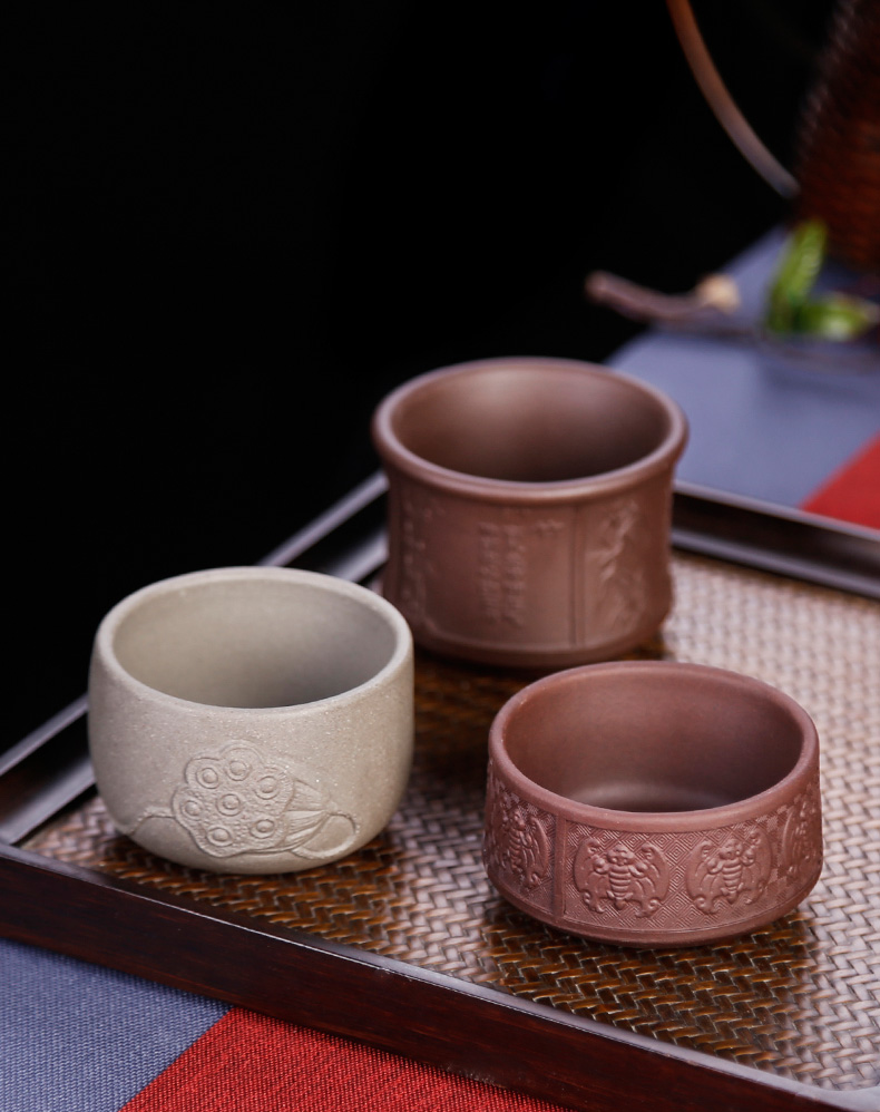 Yixing purple sand kung fu tea cup cup single ceramic masters cup pure manual household time men restoring ancient ways