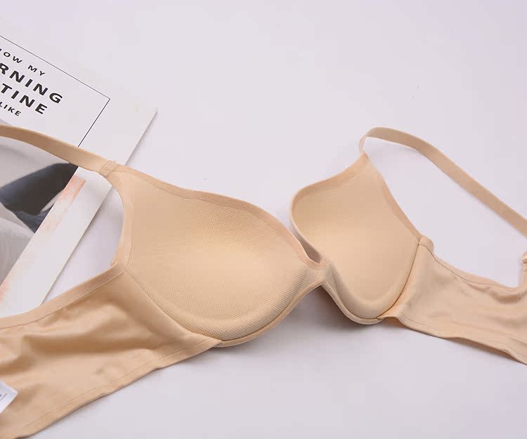 [đồ lót đĩa nhỏ] J ~ 16 không có dấu vết ở bên cạnh bên của mặt sữa trắng sáng và áo ngực thoáng khí thoải mái thu thập áo ngực do lot nu