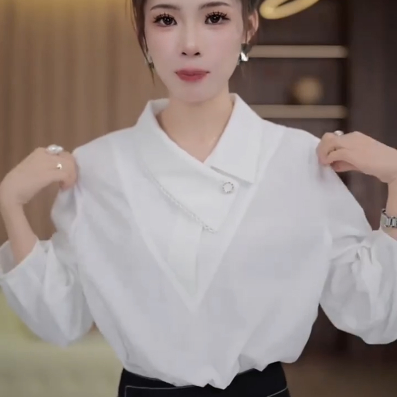 Stylish Design Three-Quarter Sleeve White Shirt for Women, New Spring and Autumn Style, Unique and Chic Asymmetrical Lapel Elegant Shirt