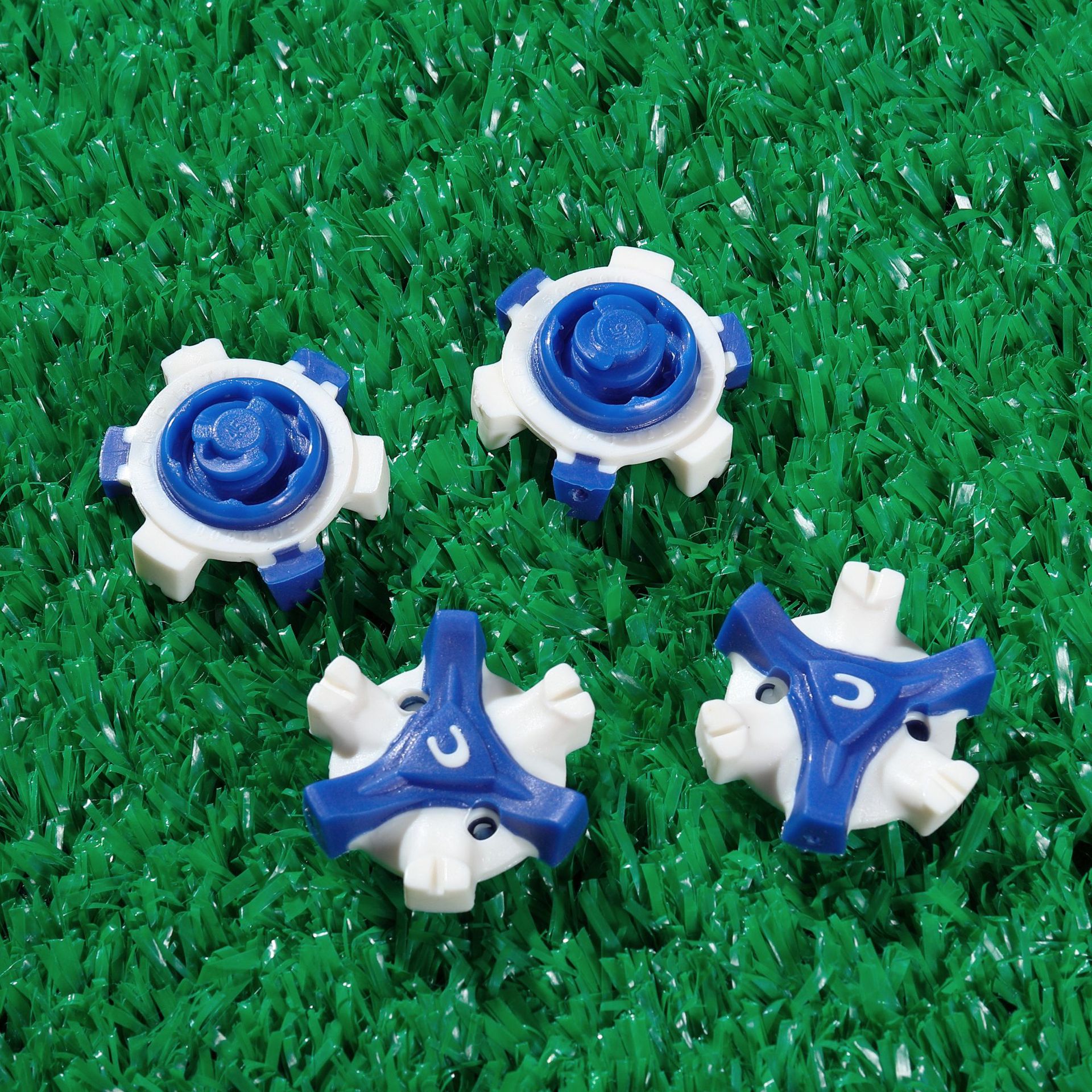 New products listed 2018 new golf shoe nails quick swivel nails golf white blue