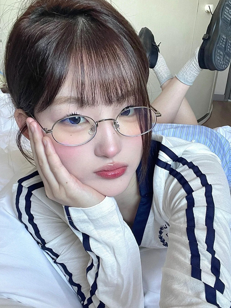 Japanese-Style Small Face Metal Frame Glasses for Women, Cool and Pure, Nerdish Glasses Frame, Ultra-Light, Can Be Fitted with Prescription Lenses
