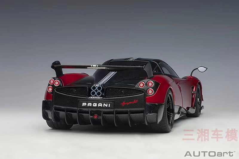 AUTOart 1:18 Mô hình xe hơi Pagani HUAYRA Wind Son Huaya BC - Chế độ tĩnh