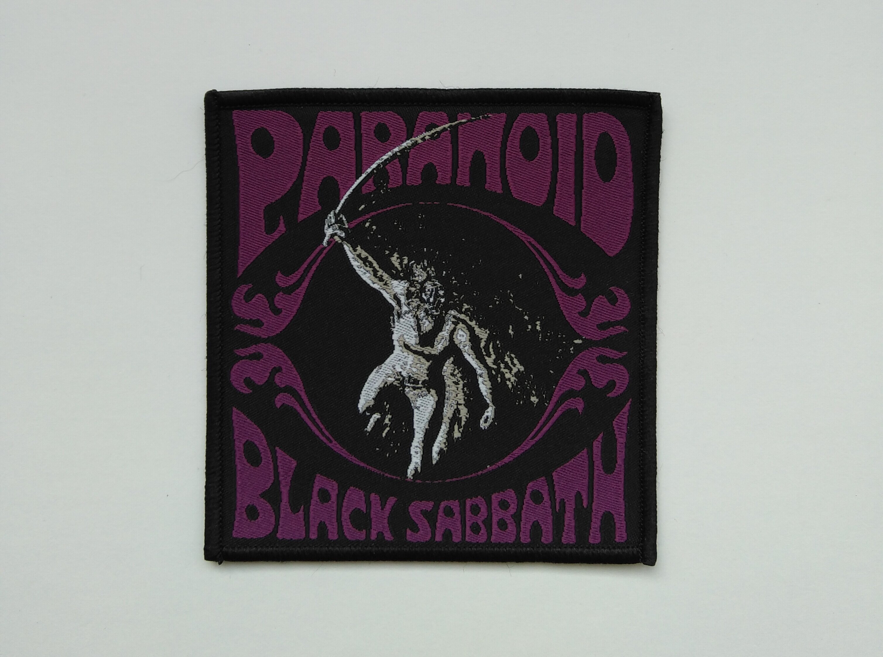 Нашивка на этикетке параноидальной метал-группы Black Sabbath 1970 года выпуска Изображение 1