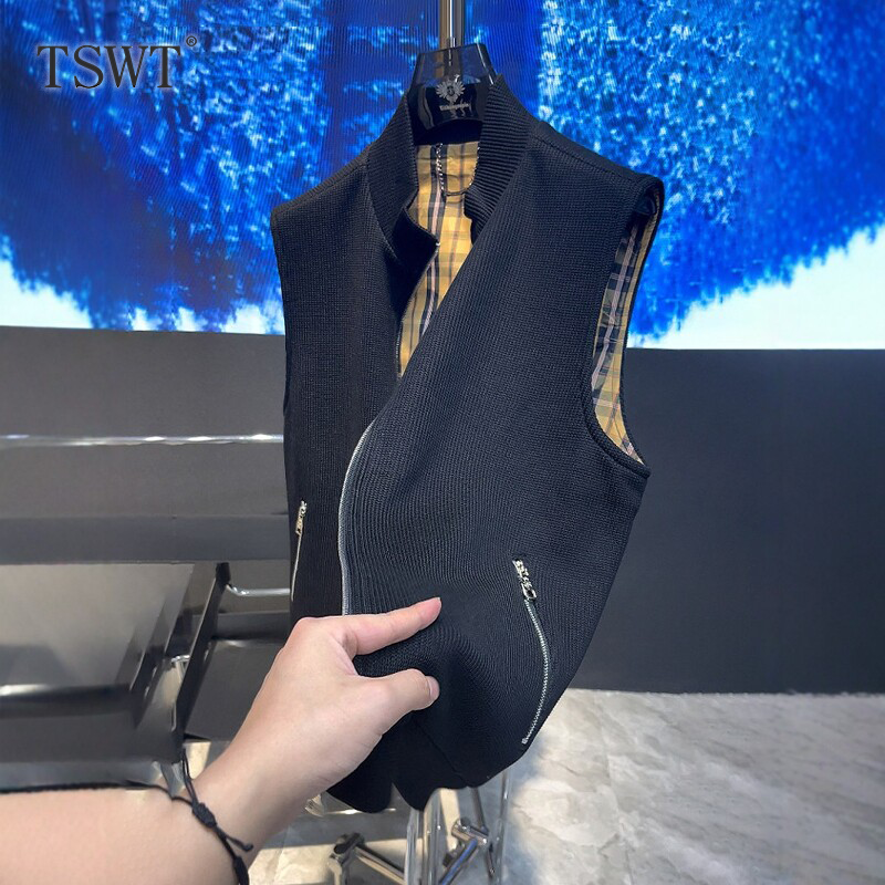 High-End Light Luxury Knitted Stand-Collar Vest Jacket for Men, New Spring and Autumn Casual Loose Breathable Sleeveless Top High-End Light Luxury Knitted Stand-Collar Vest Jacket for Men, New Spring and Autumn Casual Loose Breathable Sleeveless Top