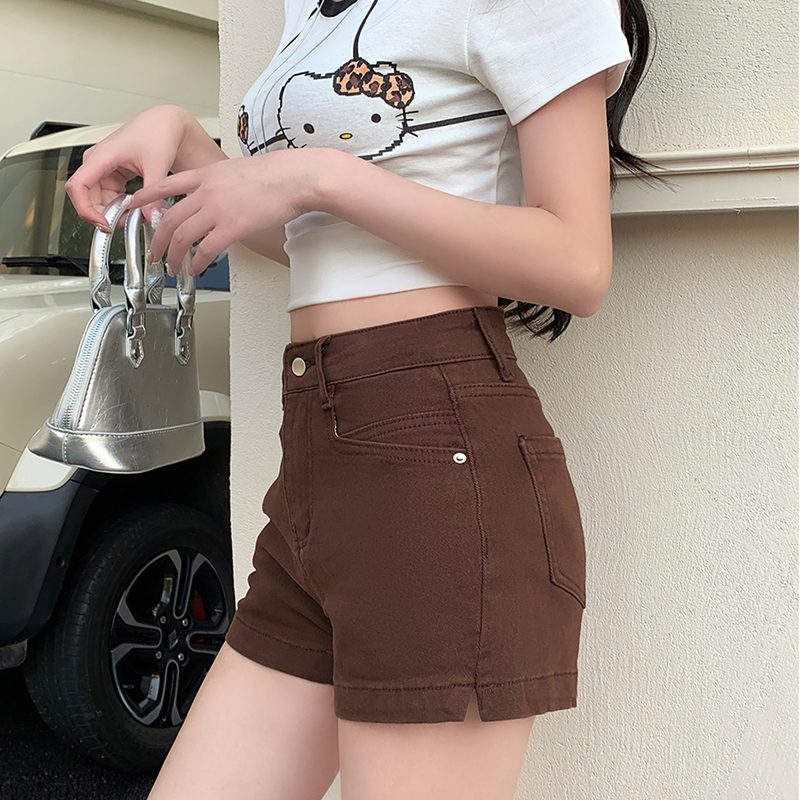 Brown High-Waisted Denim Shorts for Women, Stretchy Slim-Fit Shorts, Summer Split Hem, Butt-Lifting A-Line Hot Pants, Thin Brown High-Waisted Denim Shorts for Women, Stretchy Slim-Fit Shorts, Summer Split Hem, Butt-Lifting A-Line Hot Pants, Thin