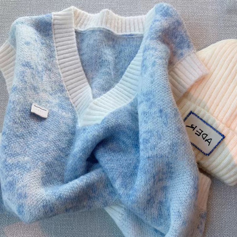 Big Brand Buyer's Store! Blue Gradient Knit Top Vest for Women 2025 New Korean Style Loose Lazy Style Sweater