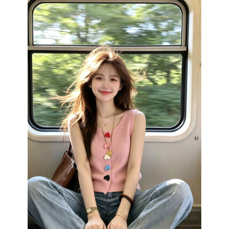 Recommended for Personal Collection~ Pink Heart Button Sleeveless Knitted Vest for Women, New Summer Style, Sweet Style Waistcoat Top Recommended for Personal Collection~ Pink Heart Button Sleeveless Knitted Vest for Women, New Summer Style, Sweet Style Waistcoat Top