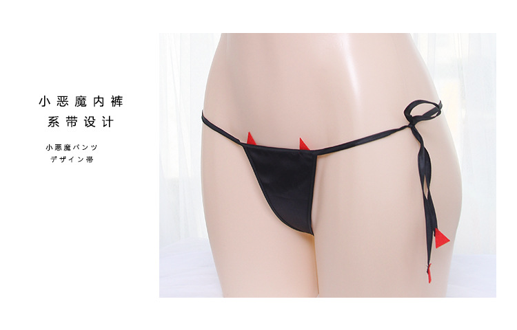 一 仨 Ác quỷ bikini ba điểm có in hình cổ áo giả cà vạt cosplay phù hợp với cô gái điên cosplay 18
