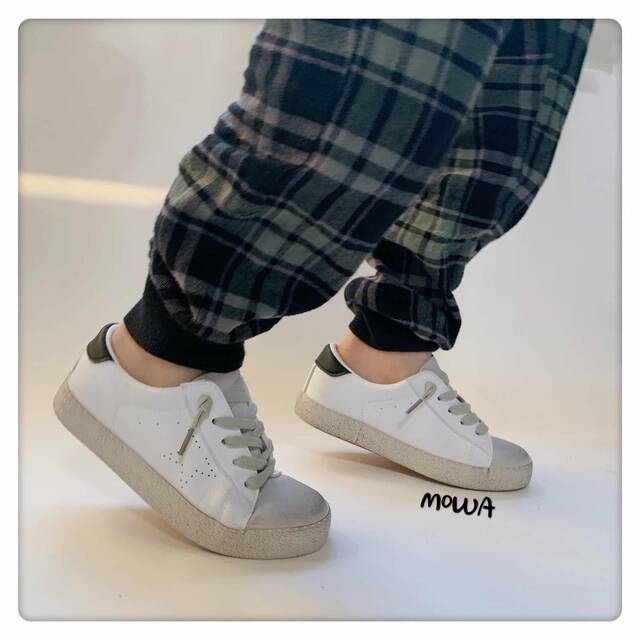 Mowa Dirty Children's Casual Flat Shoes, Versatile Non-Slip Sneakers for Students, Soft Star-Patterned Shoes for Boys and Girls
