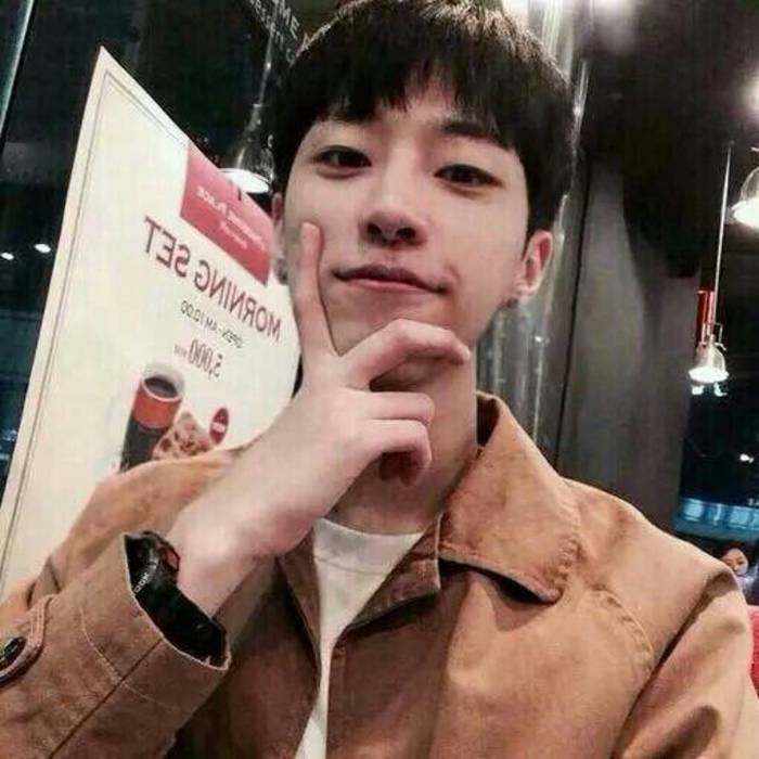 Perruque cheveux raides Court - Ref 2609745 Image 11