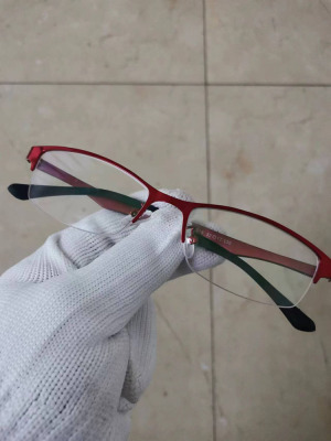 taobao agent Ultra light glasses, simple and elegant design