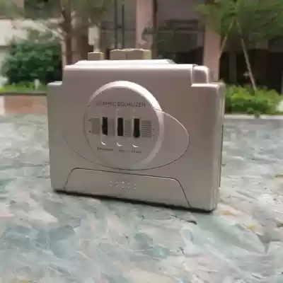 Japan Sanyo tape recorder Cassette player Old-fashioned tape recorder Walkman Single player