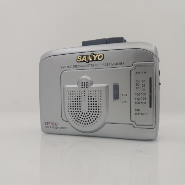 Nhật Bản Sanyo TAPE băng Walkman băng máy nghe băng đĩa đơn máy phát băng với phát hành bên ngoài - Máy nghe nhạc mp3 	máy nghe nhạc kiêm tai nghe bluetooth