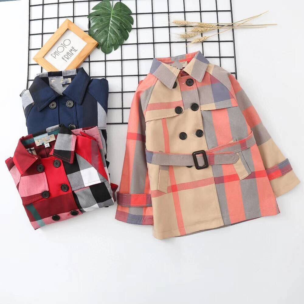Girl's Wind Clos 2022 Spring loaded with new foreign style Fashion Plaid Children Yinglun Wind Infant Jacket Spring And Autumn Medium Long Version