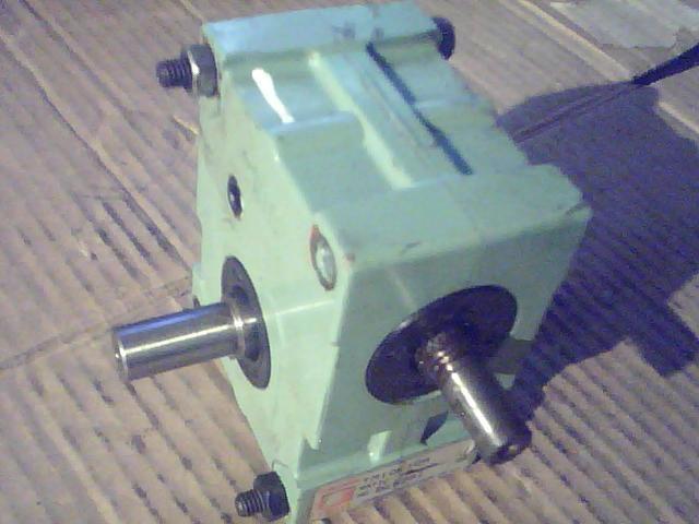 TM10E10A TM10E10B Japan imported parts disassembly 1:10 worm gear reducer worm gear reducer Tsubakimoto