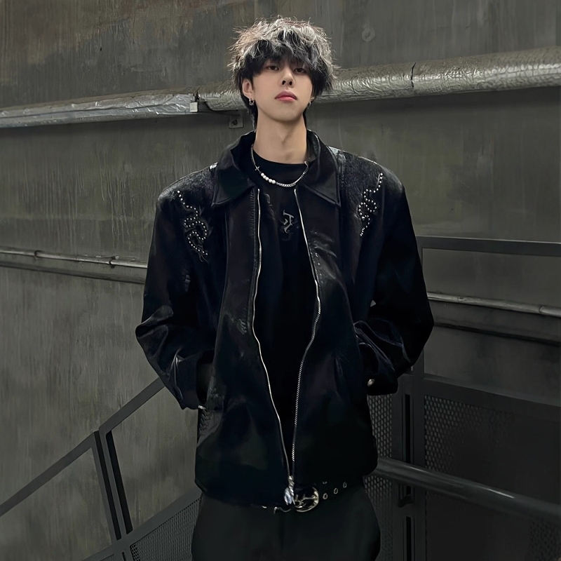 Snake-Eye Spine Design Crocodile-Pattern Leather Jacket with Rivet Spine Short Jacket for Men, Autumn Cool and Stylish Jacket for Men