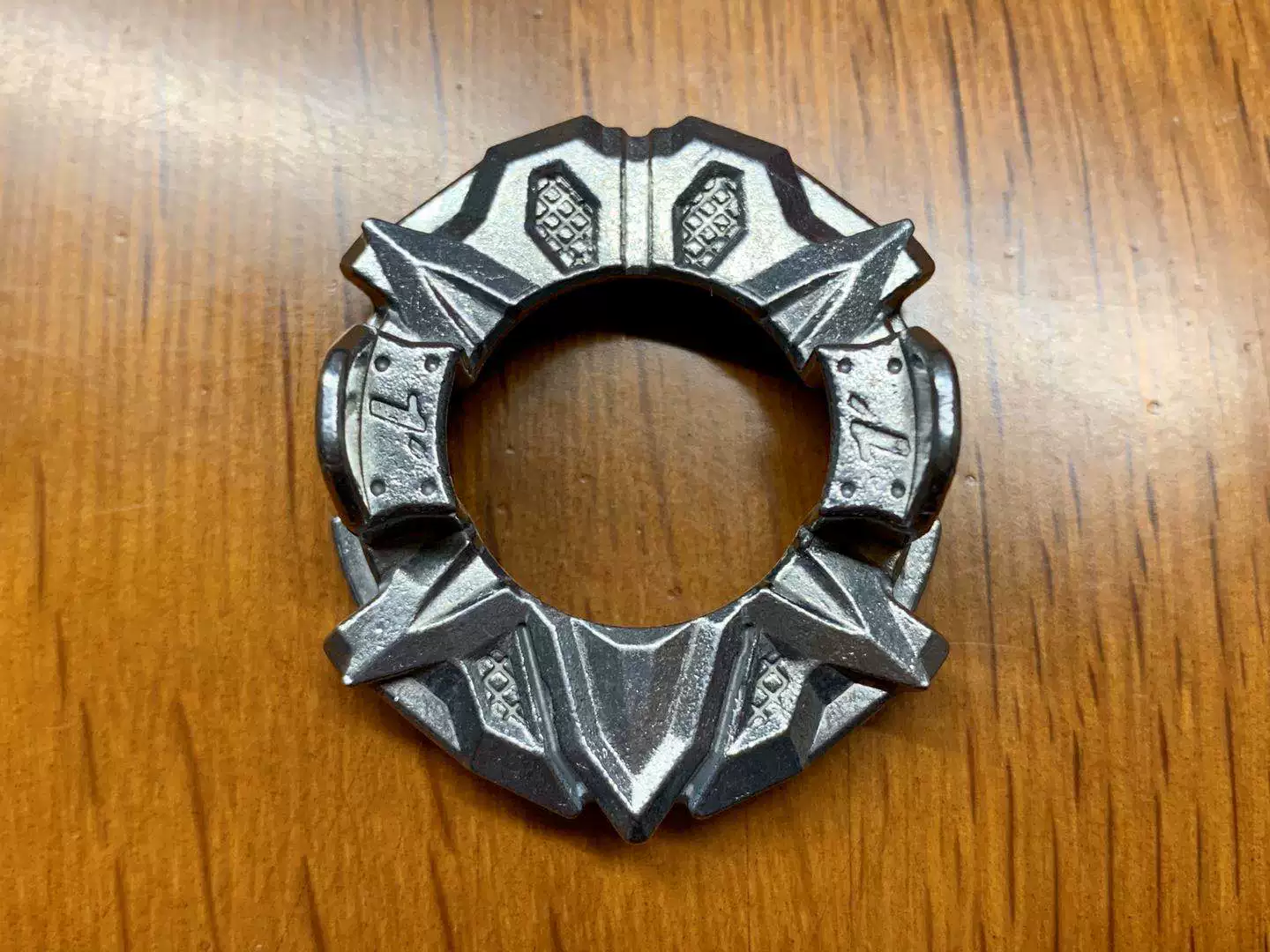 Диск TOMY BEYBLADE BURST, запчасти продаются оптом, ещё не использовался