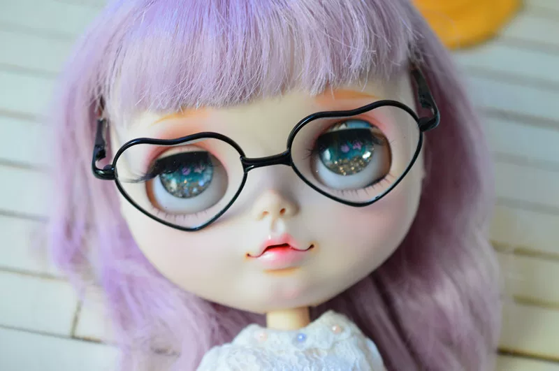 Кукла Blythe маленькая тканьная povz pullip может подарить очки очки в виде сердца любви