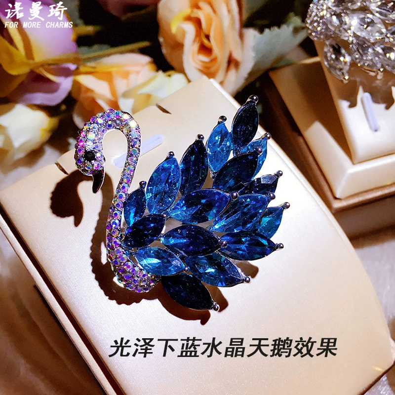 Hàn Quốc Luxury Crystal Swan Swan Trâm nữ Phụ kiện cao cấp Corsage Suit Pin áo Phụ kiện Quà tặng ngày của Nữ hoàng - Trâm cài trâm cài áo