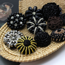 Handmade Button Flower black and white pearl button fur button small fragrant wind jacket decorative buckle black gold beaded button