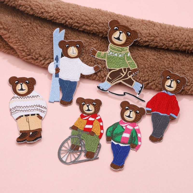 Self-adhesive cloth stickers cute cartoon embroidery hole stickers children's schoolbag clothes T-shirt decoration down jacket repair holes