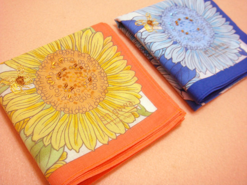 Two Japanese all-cotton ladies big flowers sunflower handkerchief, Japan-ROK, and wind handkerchief scarves