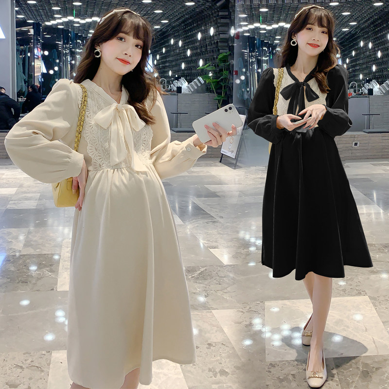 2022 Spring loaded new pregnancy women's dress in a long version of the ocean dress with long sleeves lace short skirts Fame nepotism