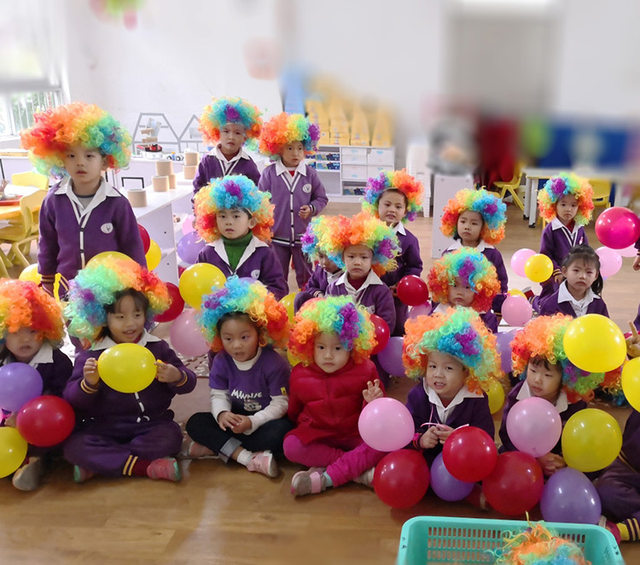 Colorful running hood funny clown afro wig funny hair rainbow ແລ່ນເດັກນ້ອຍອະນຸບານ props ການປະຕິບັດ