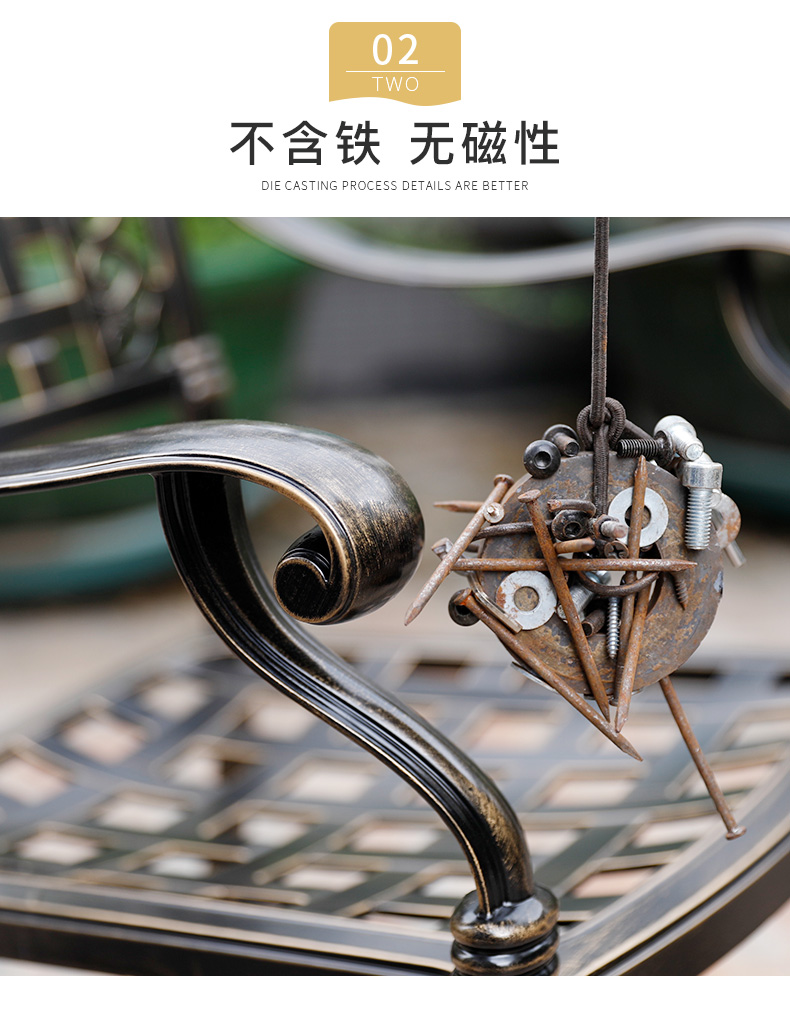 Bộ bàn ghế ngoài trời đúc nhôm bàn và ghế ban công bàn ghế ngoài trời sân vườn sân vườn sắt rèn châu Âu ba hoặc năm bộ ghế giả mây ngoài trời