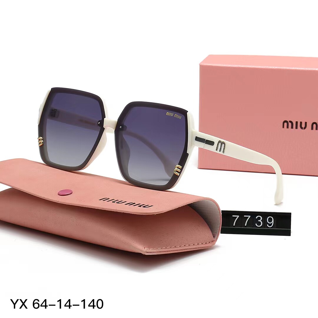 小蒋潮流眼镜店