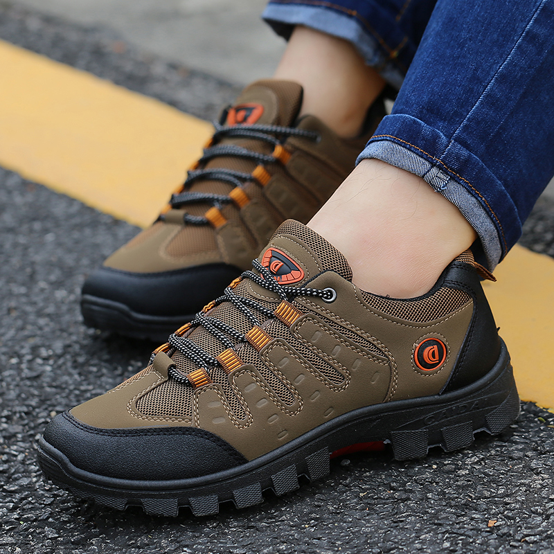 New hiking shoes non-slip wear-resistant out shoes light travel shoes waterproof sports hiking shoes summer breathable men's shoes