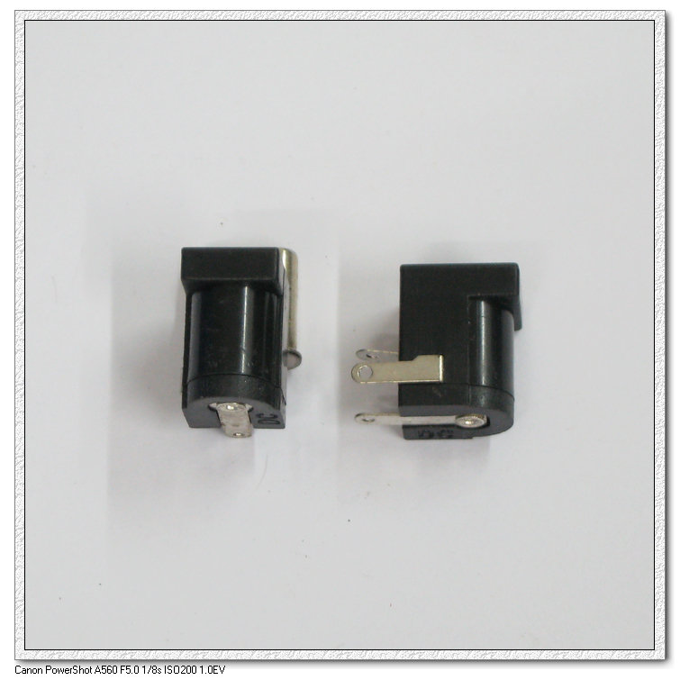 DC005 DC seat DC power socket outer diameter 5 5mm inner diameter 2 1mm DC plug seat 5 5-2 1