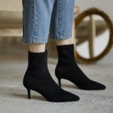 Демисезонные высокие дизайнерские эластичные короткие сапоги с заостренным носом, из натуральной кожи