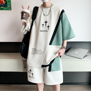 男性用半袖ショートパンツスーツ、男性用夏アイスシルククールTシャツ、ハンサムユースカジュアルスポーツウェアTシャツにマッチします。