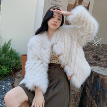 2022 winter new fox fur coat female fashion temperament sweet fur car strip Haining short style