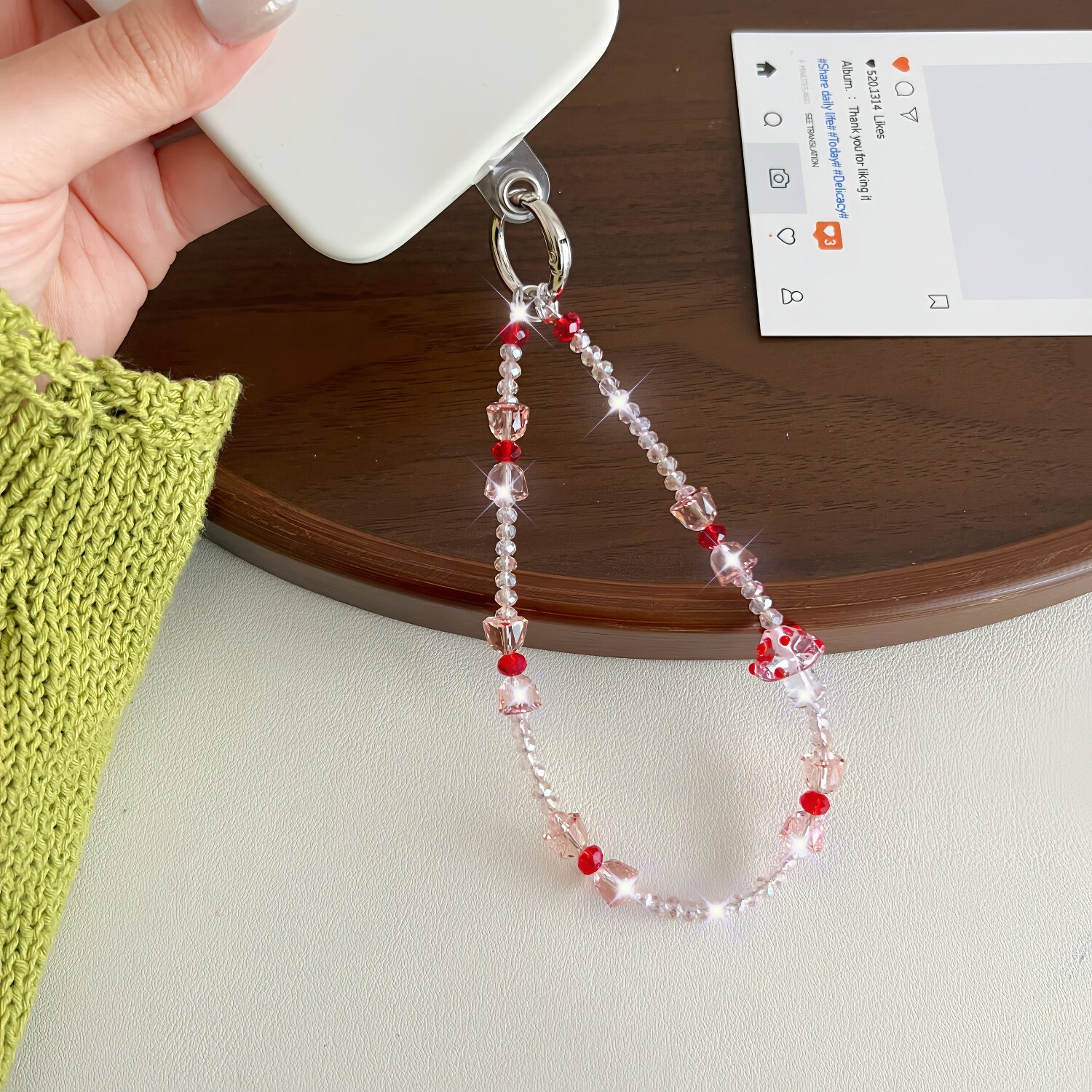 Summer Pink Crystal Mushroom Phone Lanyard, INS-Style Luxury Chain Bag Charm, Wristband, Simple Phone Lanyard