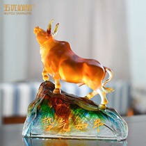 The ox New Year souvenir glass lucky stock Vaughan qi shi ru hong send leadership gifts trophy custom