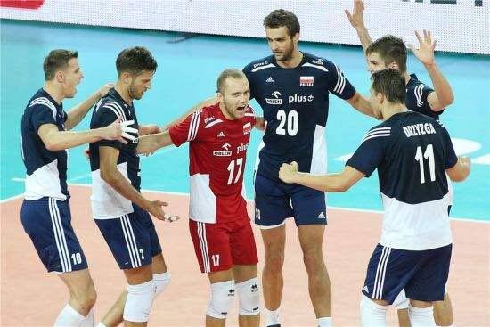 Spot Set of Spot A Classic Polish Volleyball National Team Competition Suit A Lot Of Customized Offers