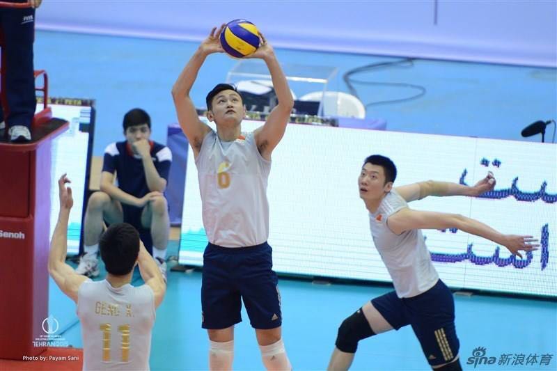Spot a Chinese men's volleyball classic uniform Chinese volleyball national team uniform large quantity discount