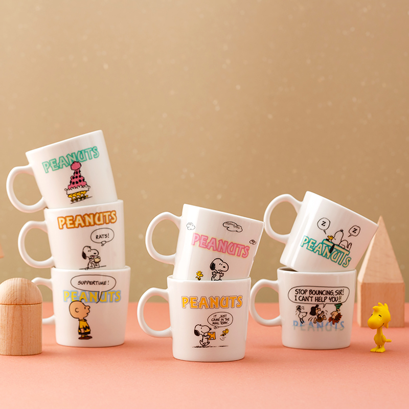 - into a SNOOPY SNOOPY cartoon ceramic bowl keller cup Japan imported American hat to bowl