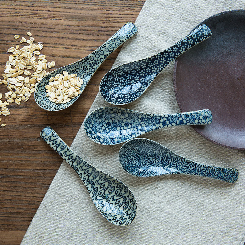 Under the dark grain ceramic spoon, glaze color restoring ancient ways is imported from Japan Japanese small spoon, spoon, spoon, tableware household spoons