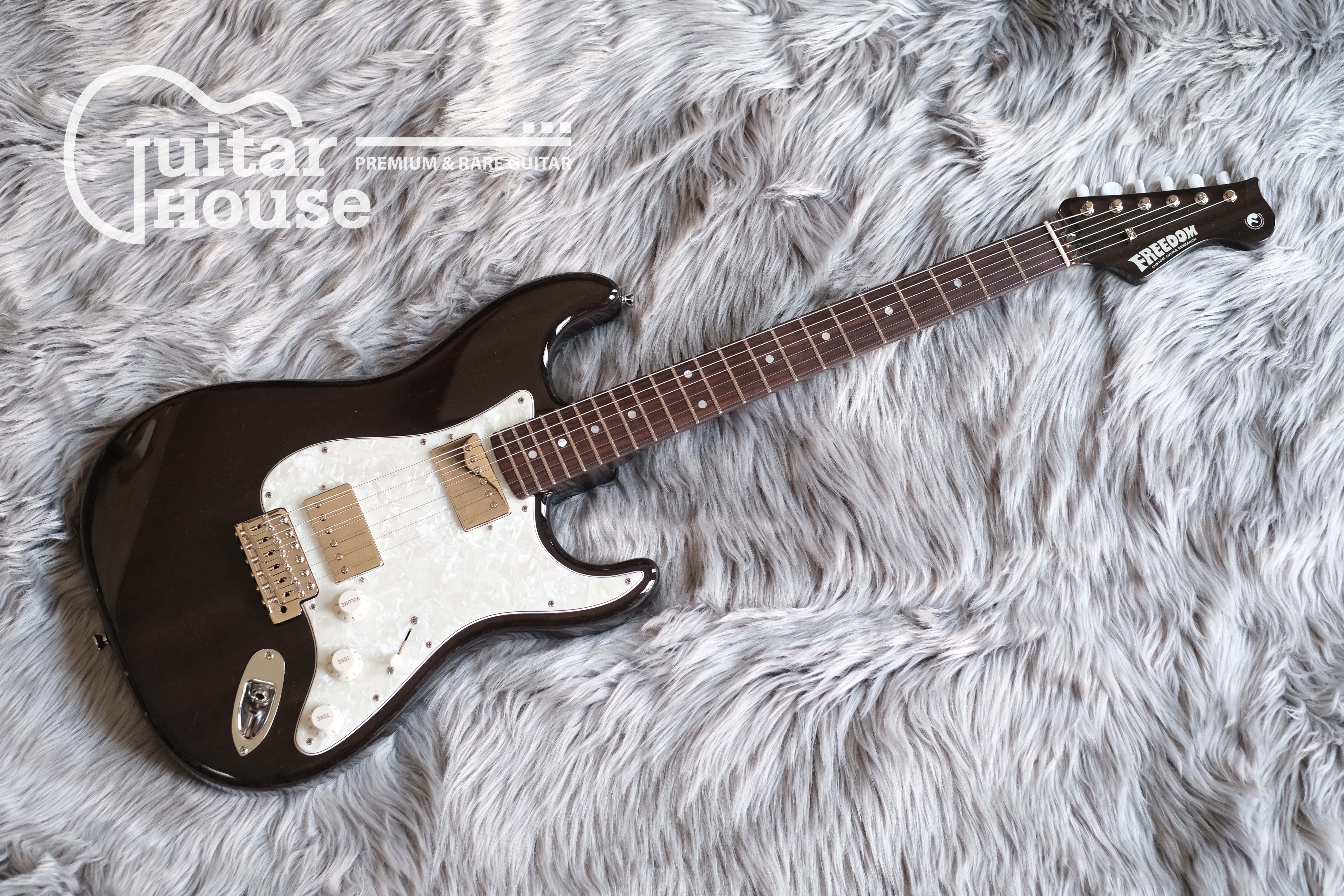 Freedom C G R Japanese Handmade Electric Guitar S S ST Pepper HH